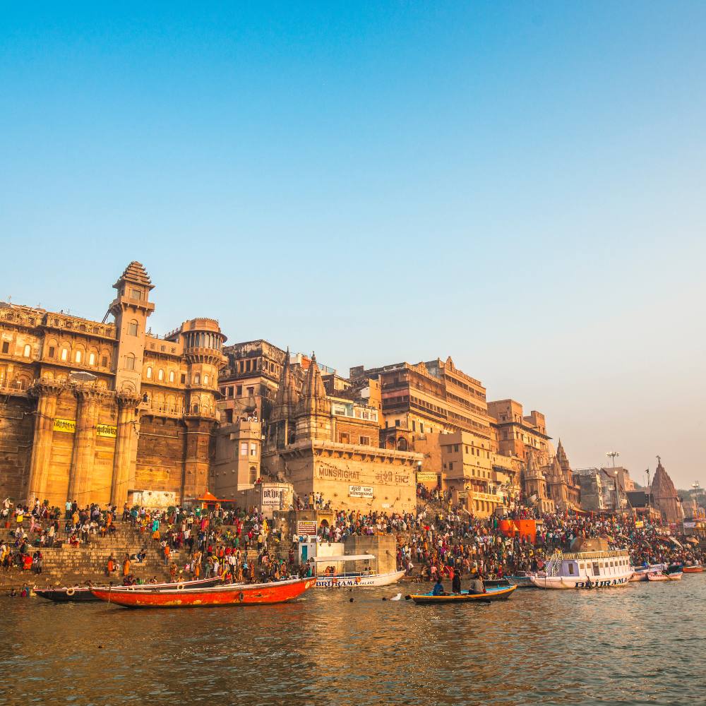 Day 02: Ayodhya - Prayagraj (~200 km / 4-5 hrs)